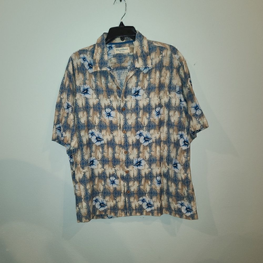 Carribean silk men’s shirt - Large - SS130 - Very Nice